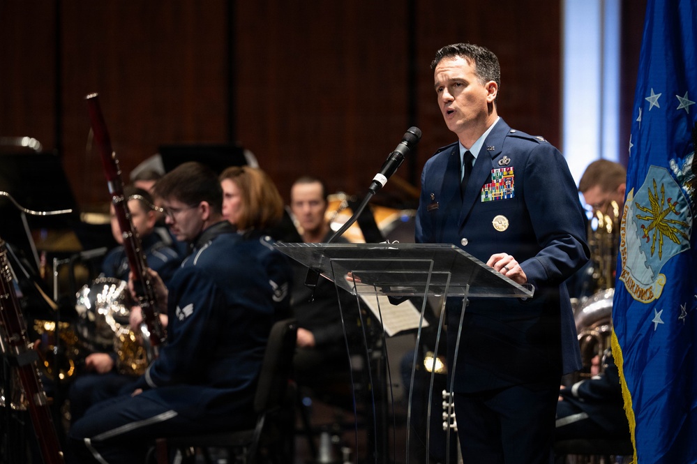 USAF Heritage of America Band performs at Summers Corner Performing Arts Center
