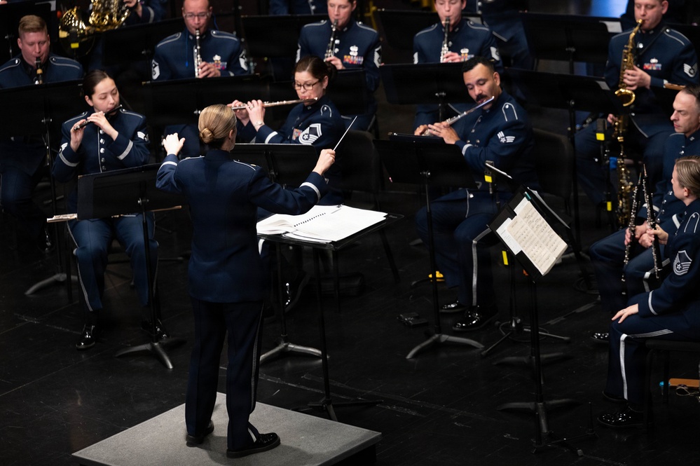 USAF Heritage of America Band performs at Summers Corner Performing Arts Center