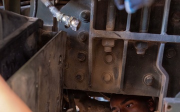 JTF-SB Marines Conduct Preventive Vehicle Maintenance