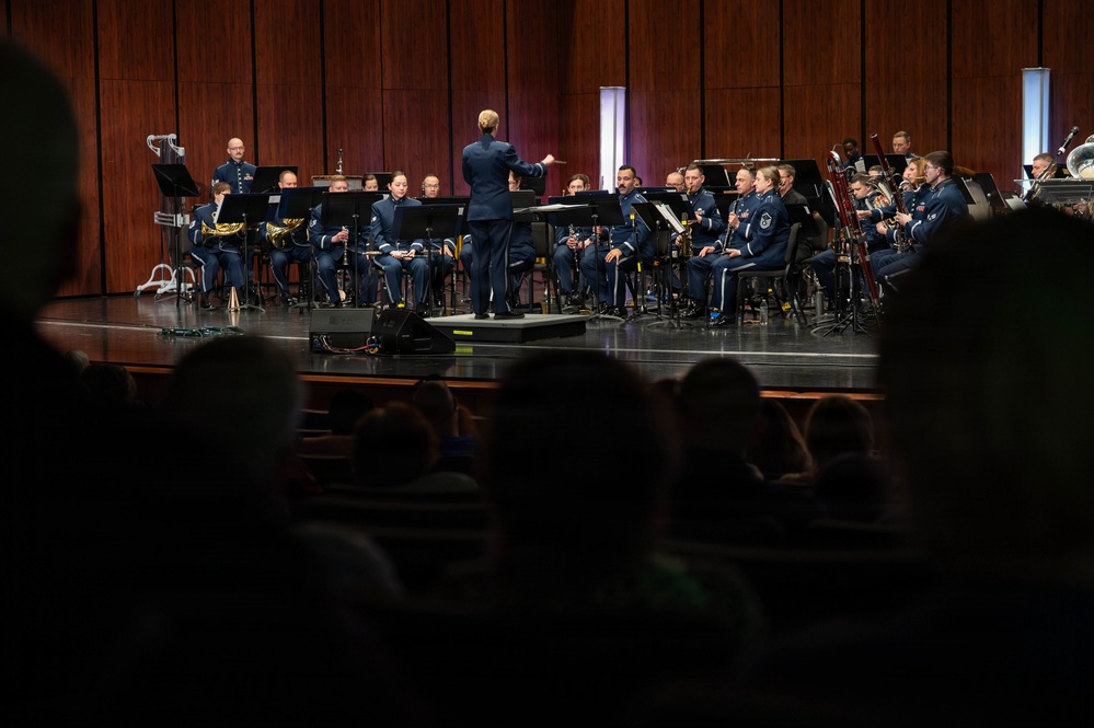 USAF Heritage of America Band performs at Summers Corner Performing Arts Center
