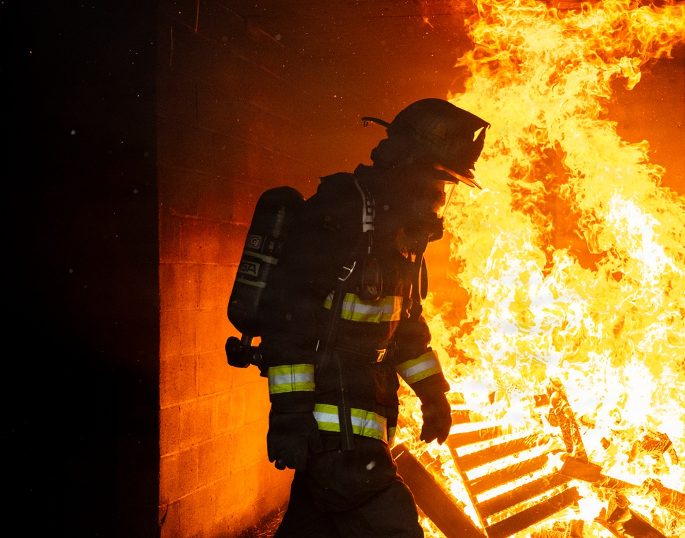 Delaware Air National Guardsmen Conduct Structural Live Fire Training