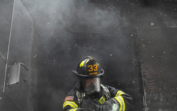 Delaware Air National Guardsmen Conduct Structural Live Fire Training
