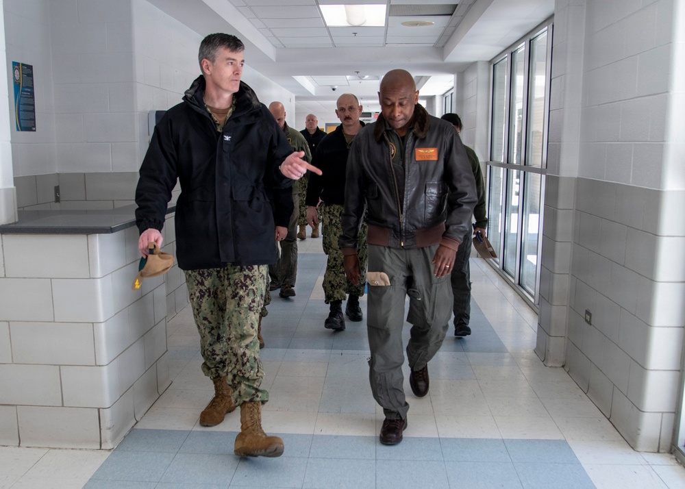 Rear Adm. Stephen Barnett visits RTC