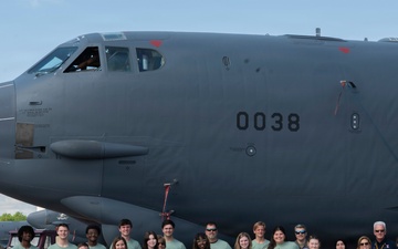 Mayor's Youth Council Barksdale Visit