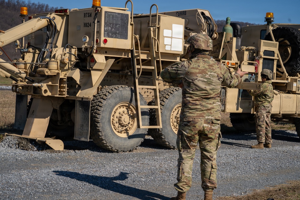 Regional Training Site-Maintenance conducts vehicle recovery training