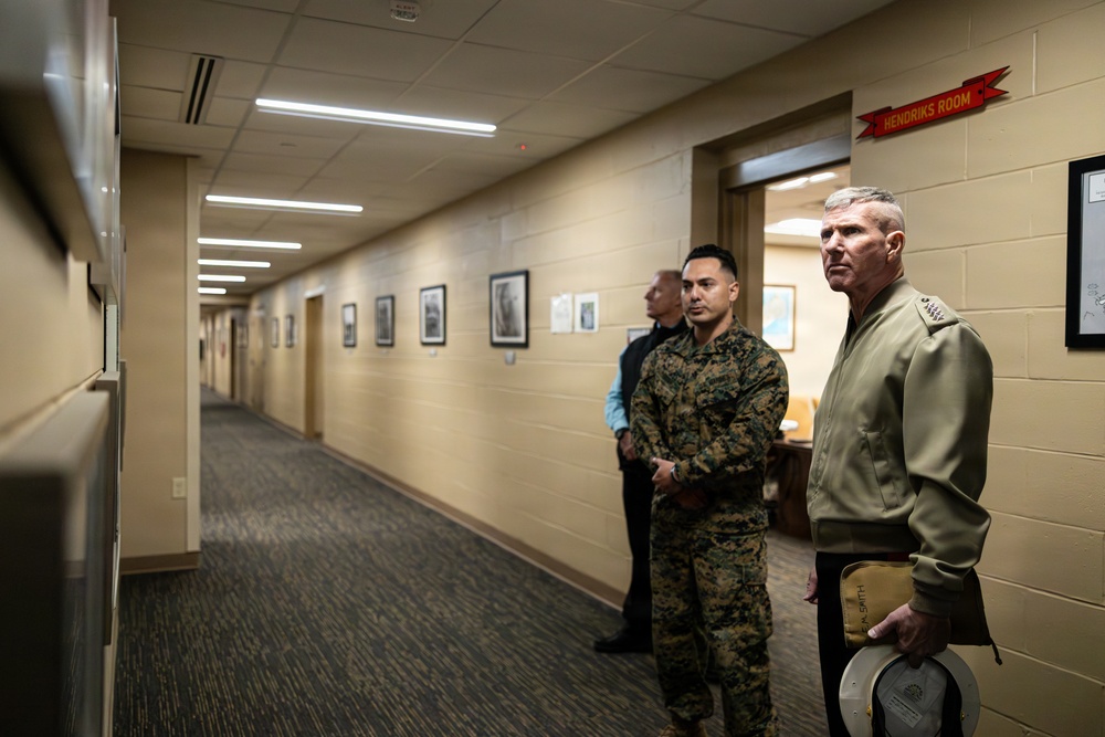 The Commandant, Gen. Eric M. Smith visits U.S. Marines at the Curtin Garvey Complex
