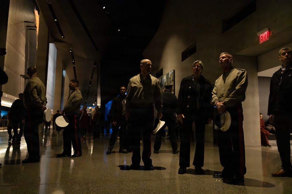 The Commandant, Gen. Eric M. Smith visits RSS Empire State