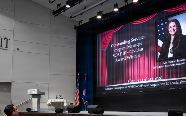 AFLCMC Recognizes Acquisition Excellence in Annual Awards Ceremony