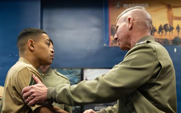 The Commandant, Gen. Eric M. Smith visits RSS Empire State