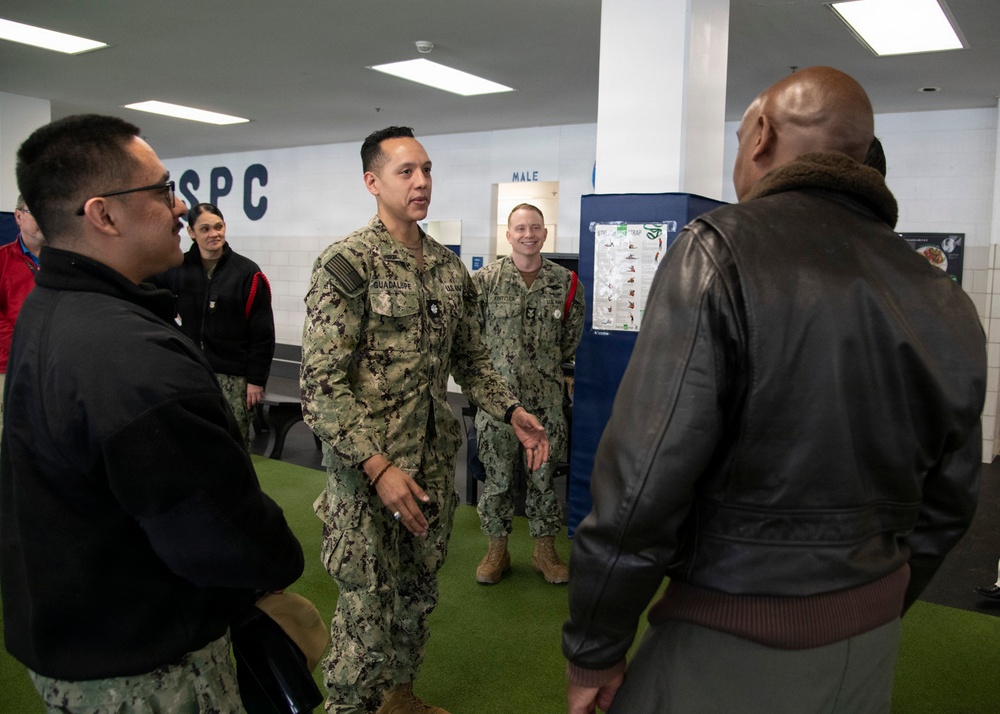 Rear Adm. Stephen Barnett visits RTC