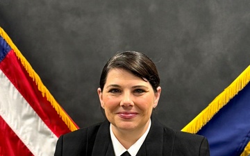 COMMANDER ALYSSA J. NORRIS