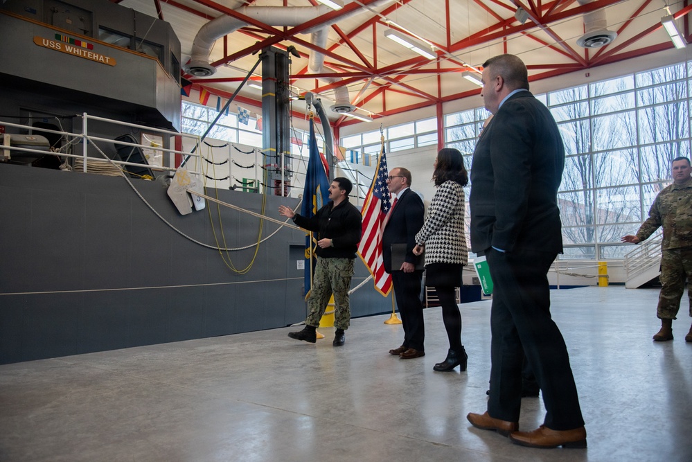 DFAS Staff Tours SWESC's USS Whitehat Training Facility and VIDVR Laboratory