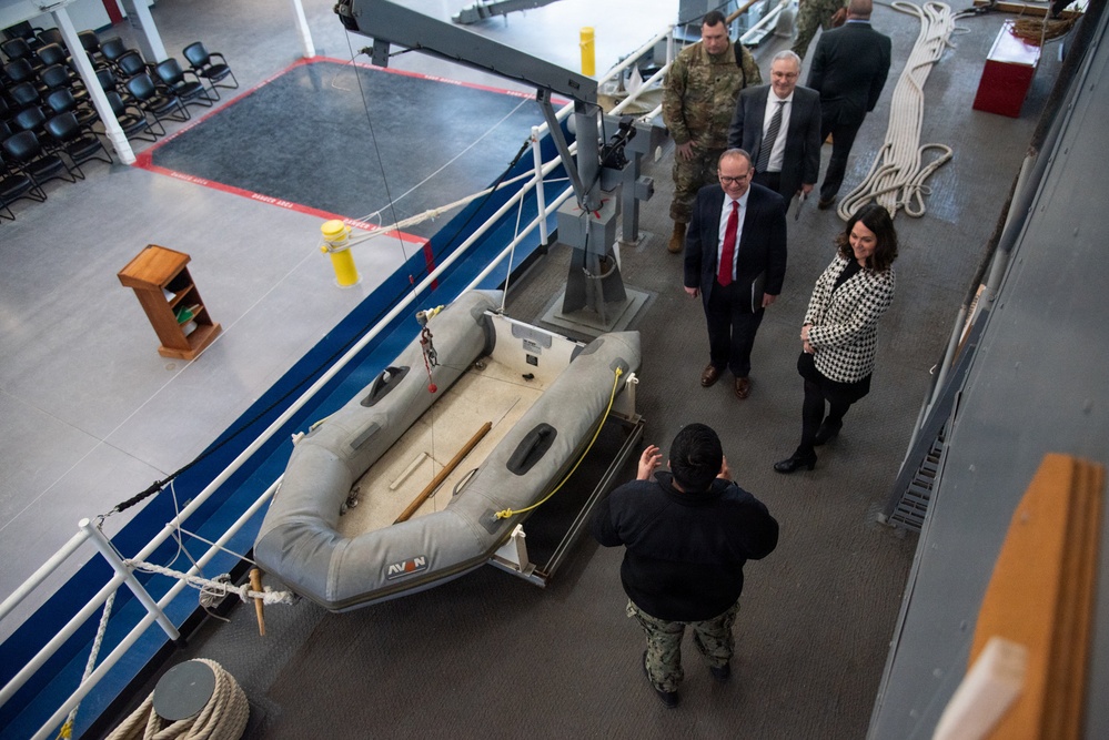 DFAS Staff Tours SWESC's USS Whitehat Training Facility and VIDVR Laboratory