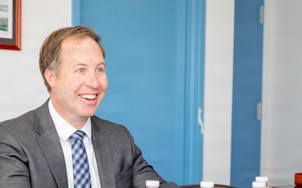 Assistant Secretary of the Navy of the Navy for Manpower and Reserve Affairs Visits Naval Base Point Loma