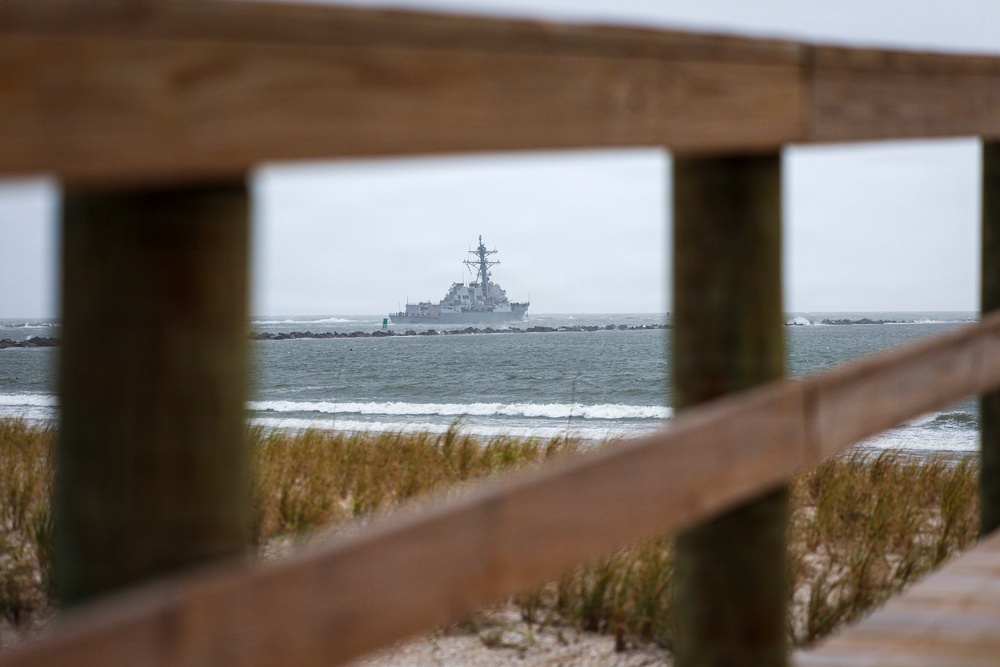 USS Mason (DDG 87) Departs for Deployment