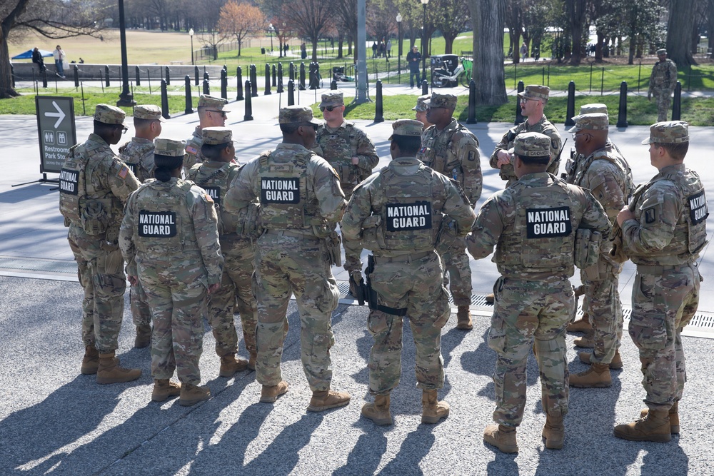 Sergeant Major of the Army visits JTF-DC Soldiers