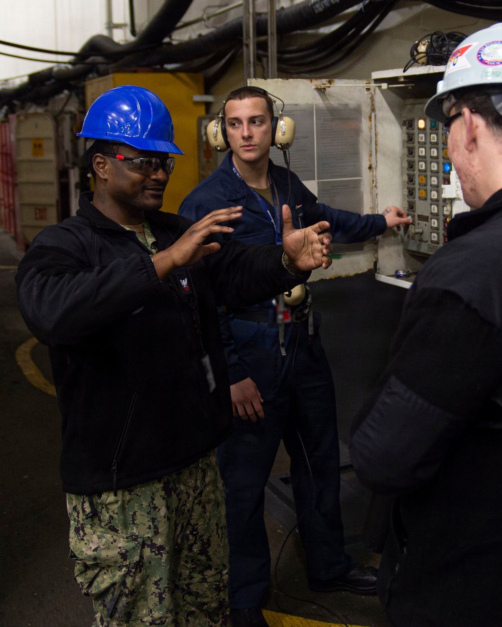 Ronald Reagan Sailors Prepare For Maintenance