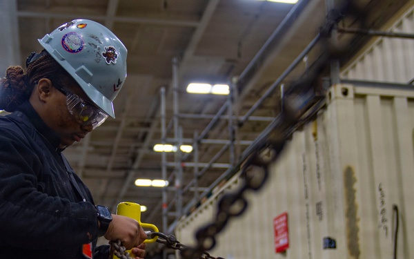 Ronald Reagan Sailors Prepare For Maintenance