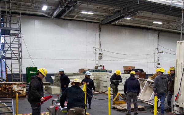 Ronald Reagan Sailors Prepare For Maintenance