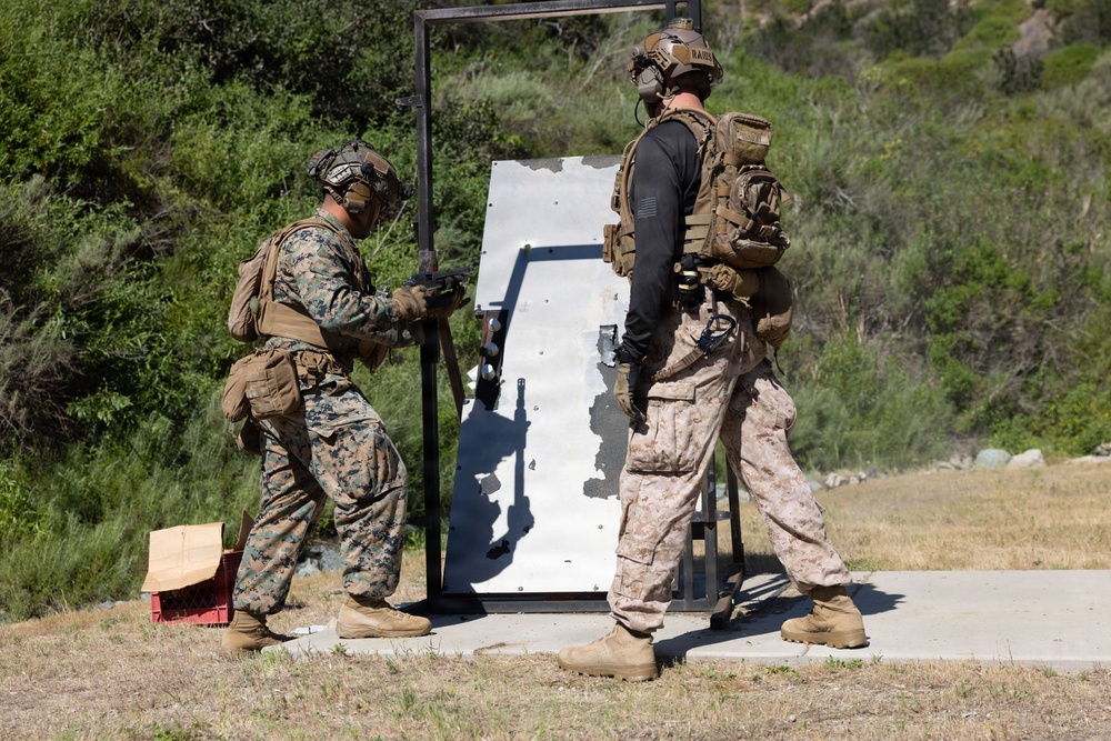 DVIDS - Images - Raid Leaders Course 26-1 Breaching Training [Image 6 of 9]