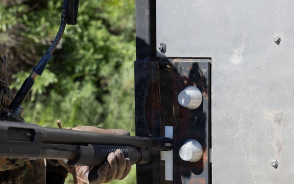 Raid Leaders Course 26-1 Breaching Training