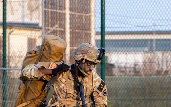 IMCOM-Europe Best Warrior Competition challenges Soldiers in technical proficiency and warrior tasks on day three