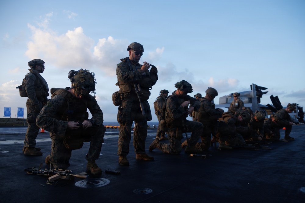 31st MEU | Lima Company conducts live fire deck shoot