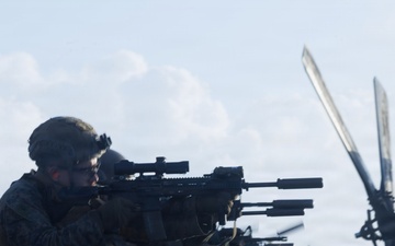 31st MEU | Lima Company conducts live fire deck shoot