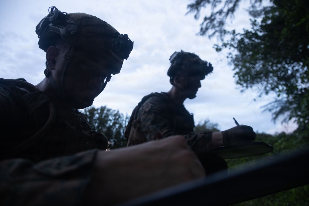 31st MEU | Lima Company conducts a simulated amphibious assault