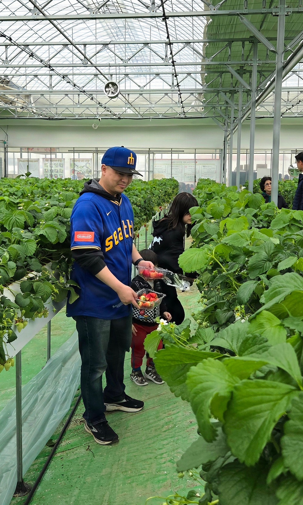 Humphreys community springs ahead with cultural tour of Cheonan