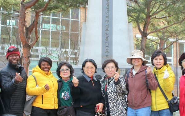 Humphreys community springs ahead with cultural tour of Cheonan