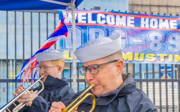 USS Mustin Arrives at Fleet Activities Yokosuka