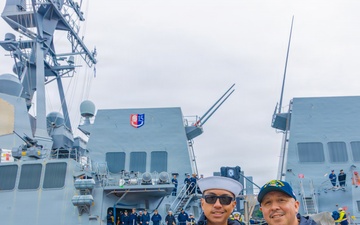 USS Mustin Arrives at Fleet Activities Yokosuka