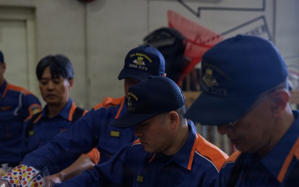MCIPAC EOD trains Japan Coast Guard and Naha Fire Department