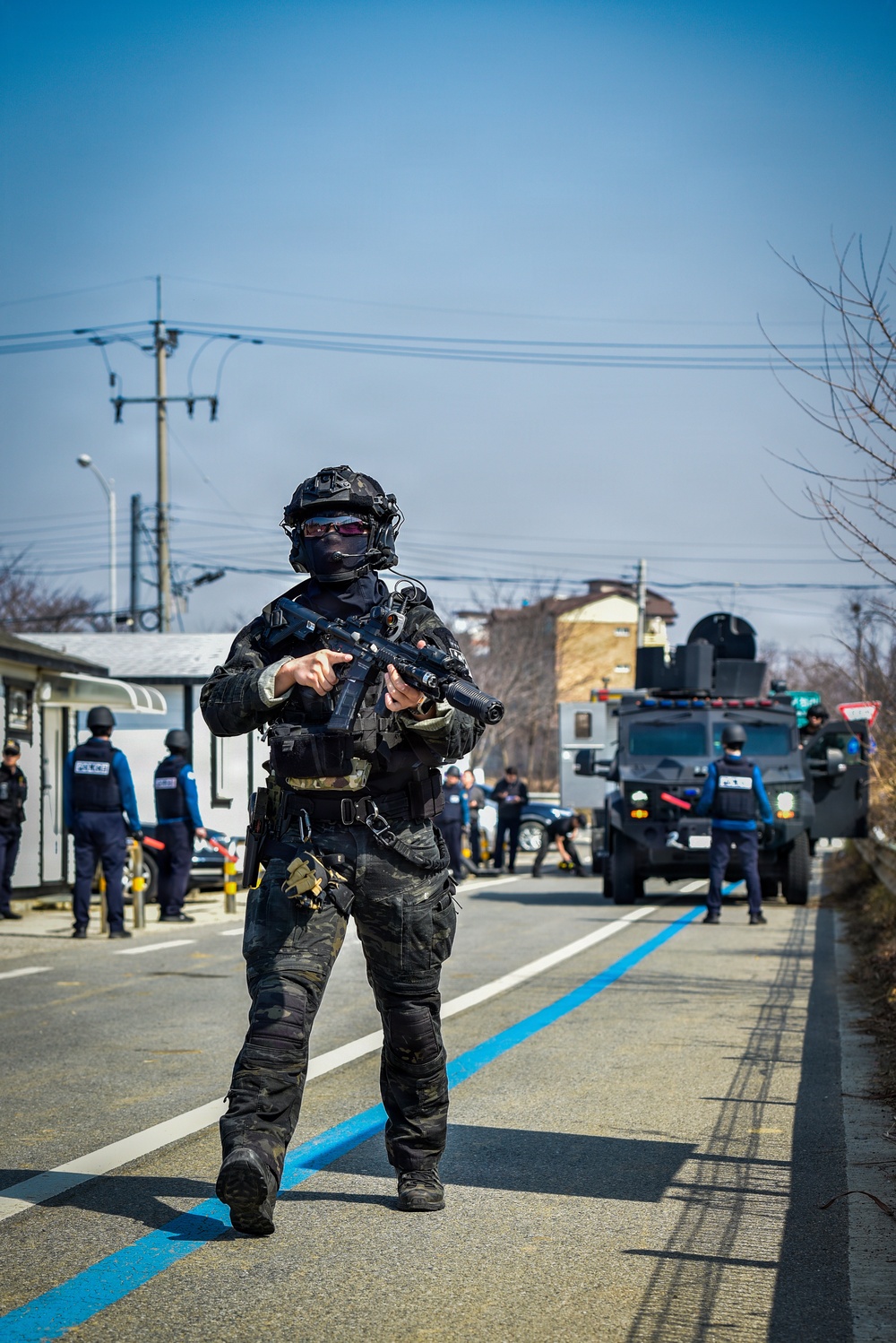 ROK SWAT, U.S Army Garrison Humphrey's personnel conduct joint EOD training