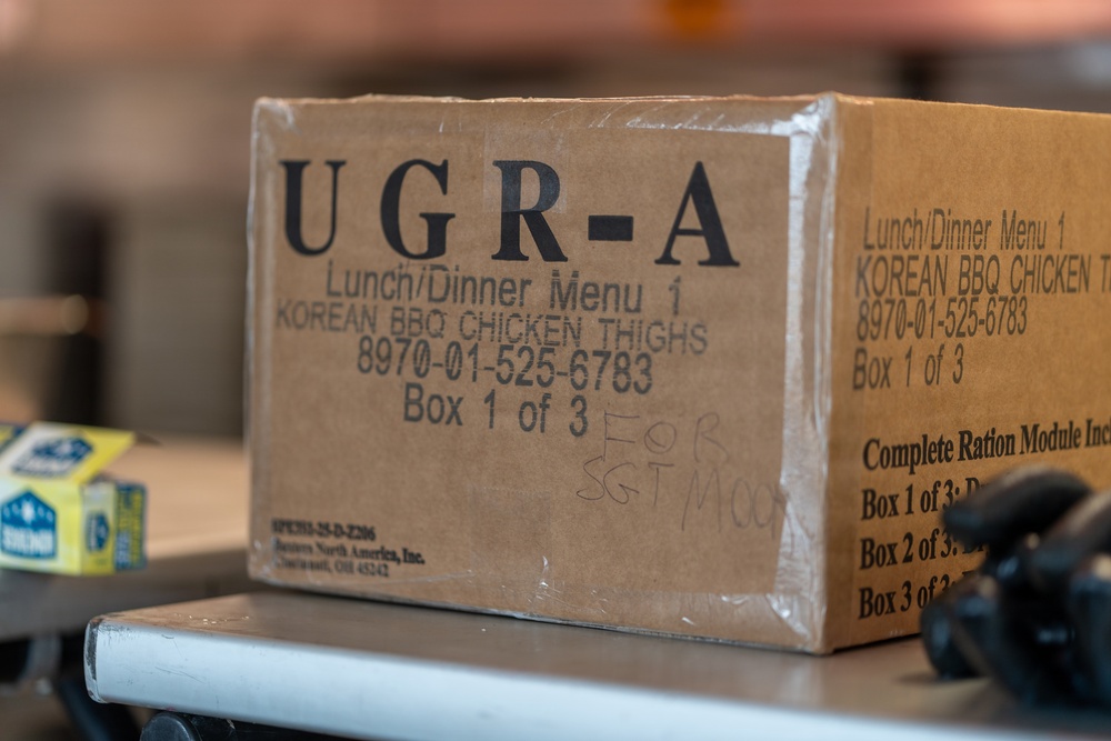 KMEP 26.1: Food Service Marines Cook in Expeditionary Field Kitchen