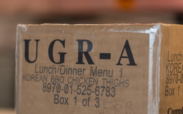 KMEP 26.1: Food Service Marines Cook in Expeditionary Field Kitchen