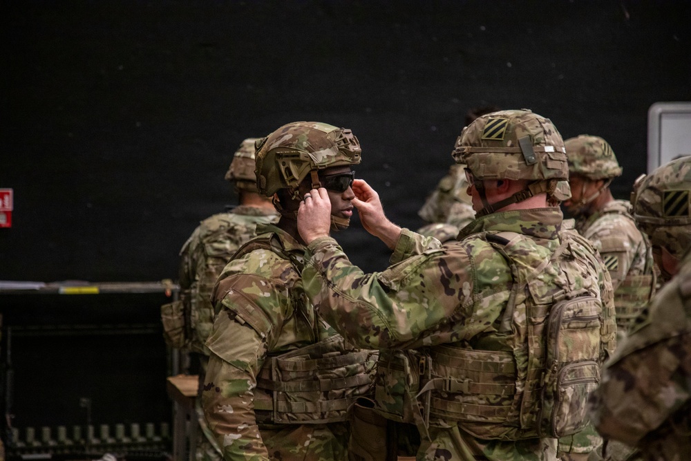 Task Force Talon Conducts Weapons Qualification