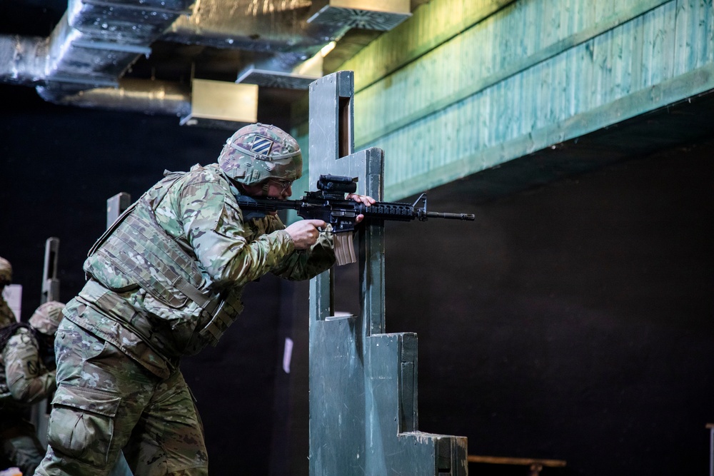 Task Force Talon Conducts Weapons Qualification