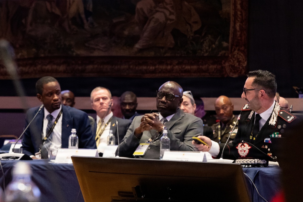 SETAF-AF hosts plenary discussion, “Defining the Threat in Africa,” ALFS26