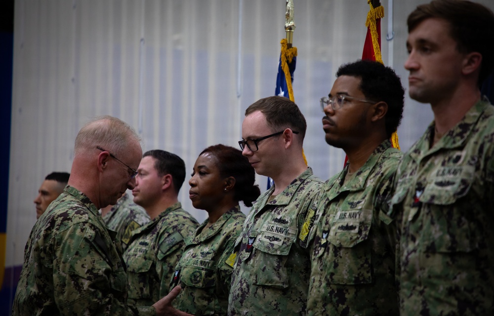 CNO visits COMDESRON 7