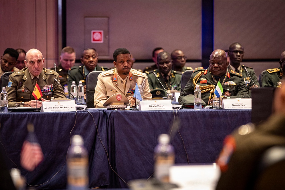 Land forces commanders attend ALFS26 in Rome
