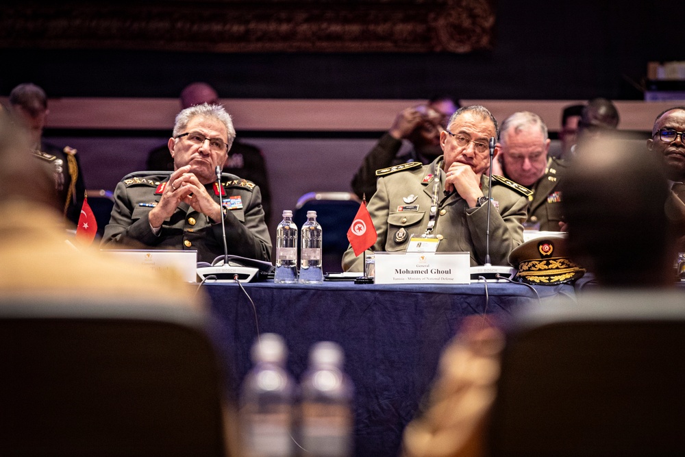 Land forces commanders attend ALFS26 in Rome