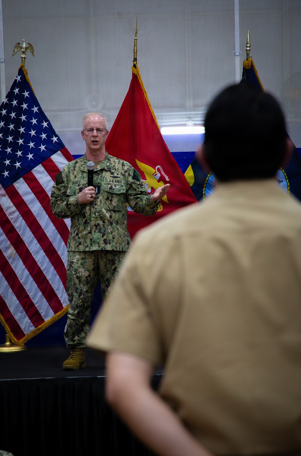 CNO Visits COMDESRON 7