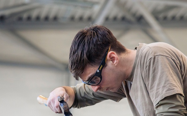 Task Force Vipers North UH-60 Maintenance