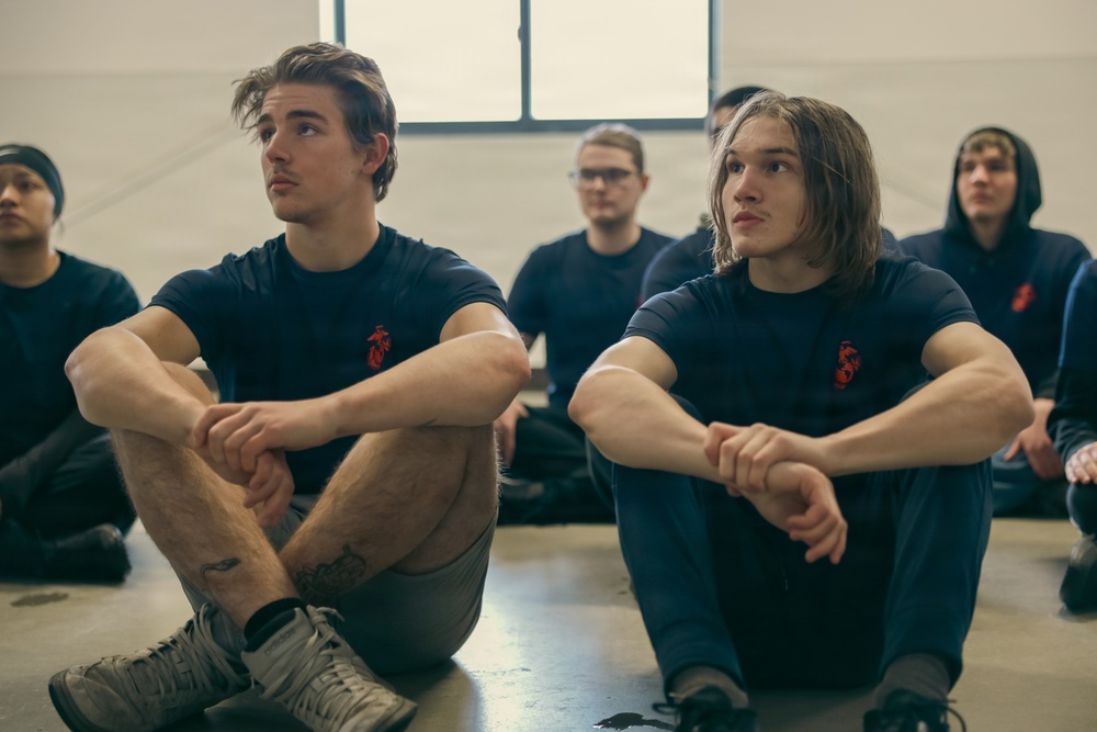 Recruiting Station Lansing Poolee Function