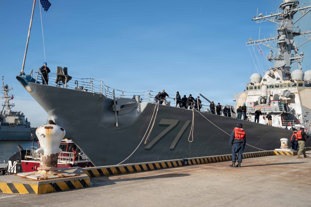 USS Ross Departs Naval Station Norfolk for Deployment