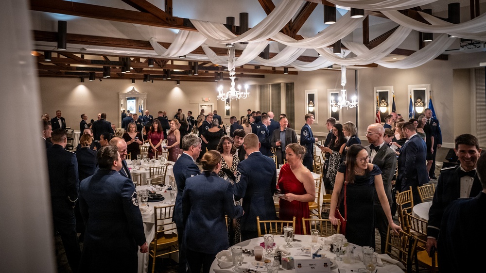 Kentucky Air National Guard celebrates top Airmen