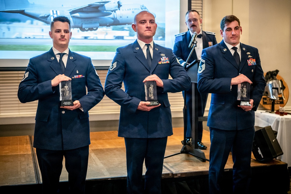 Kentucky Air National Guard celebrates top Airmen