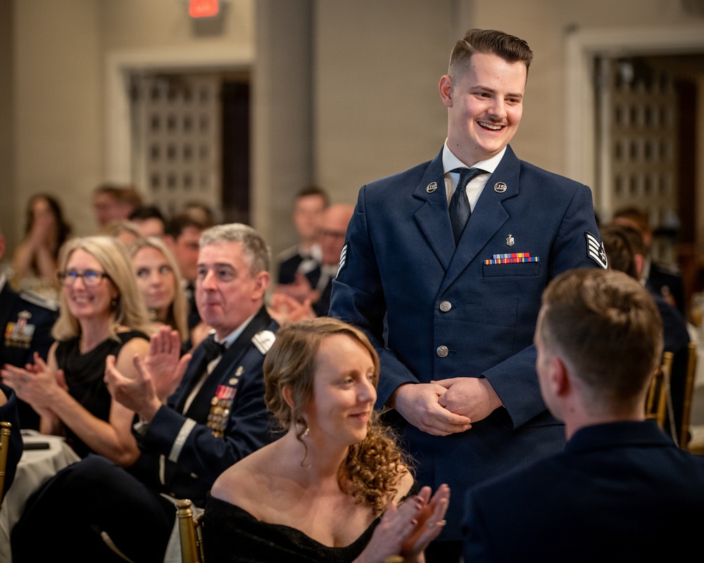 Kentucky Air National Guard celebrates top Airmen